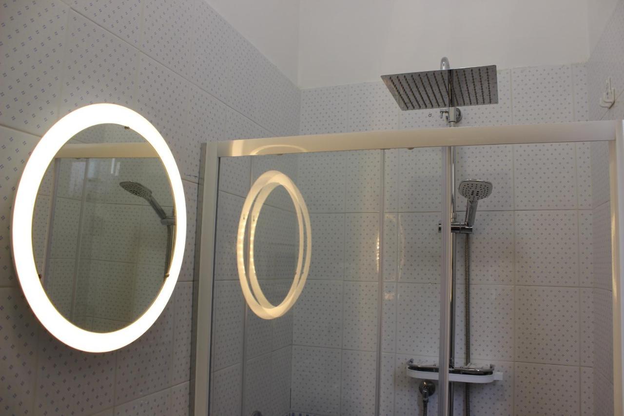Little Suite Napoli Zewnętrze zdjęcie